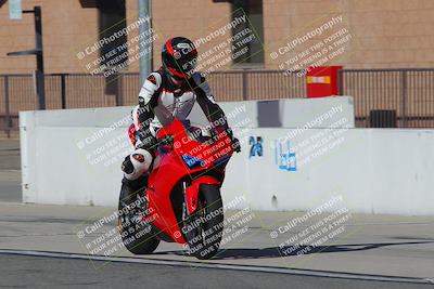 media/Nov-26-2022-Fastrack Riders (Sat) [[b001e85eef]]/Level 2/Session 1 Front Straight/